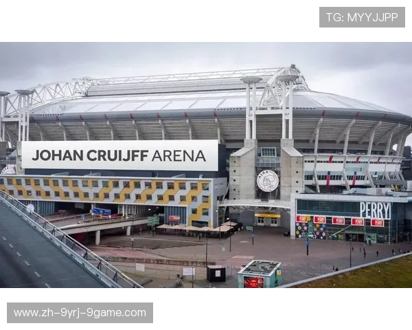 足球万圣节球场装饰是否打造惊悚氛围吸引年轻观众群体 足球万圣节球场装饰是否打造惊悚氛围吸引年轻观众群体