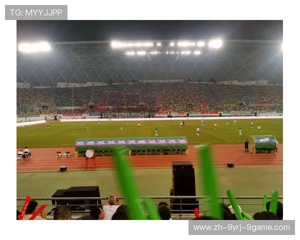 足球赛事中的观赏性，如何通过精彩瞬间吸引观众